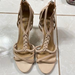 Antonio Melani nude heels 9.5